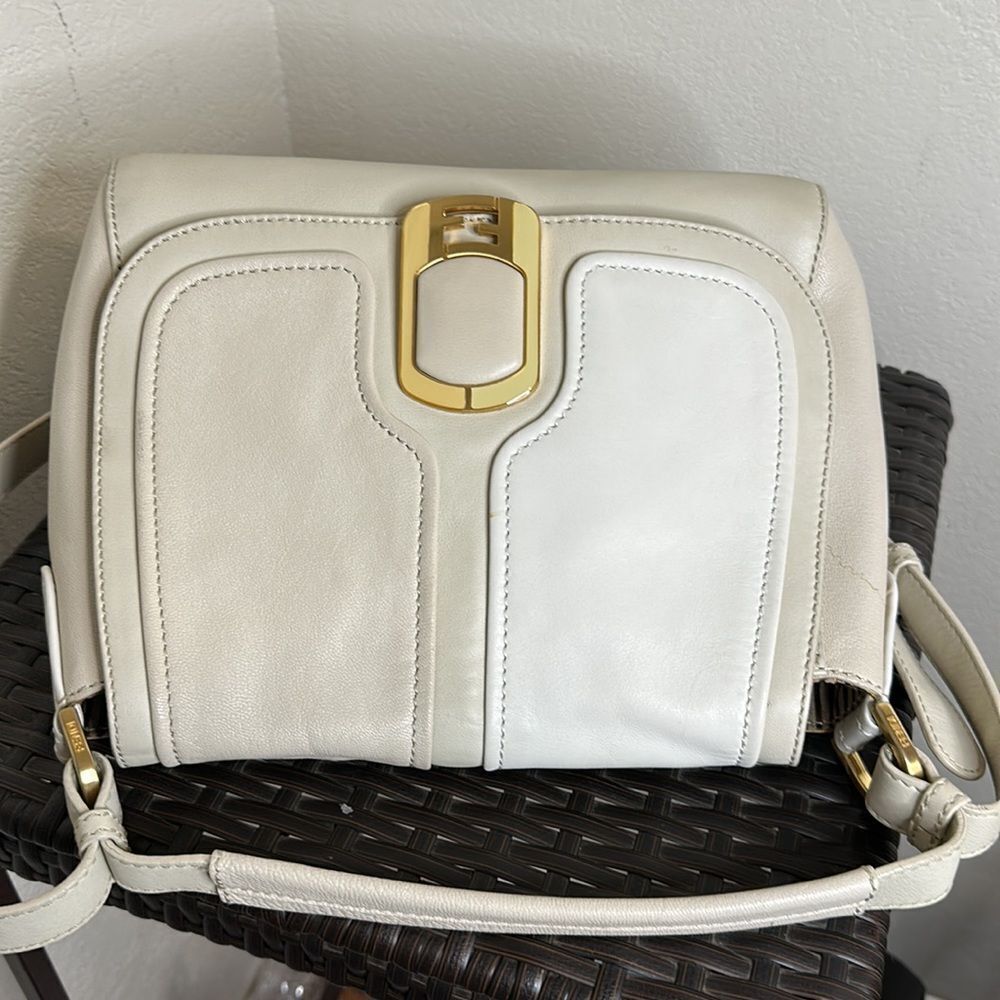 Fendi White Leather Shoulder Bag Gold FF Buckle Crossbody 🍀 - Picture 15 of 17
